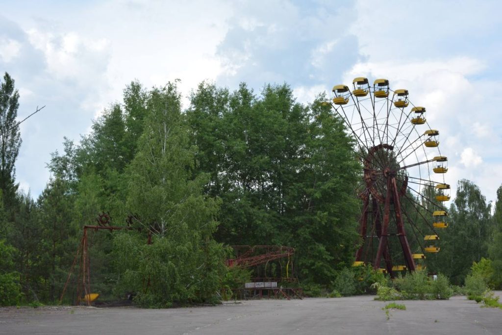Grande roue abandonnée de Pripiat dans la zone d’exclusion de Tchernobyl en Ukraine